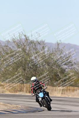 media/Dec-01-2025-Moto Forza (Mon) [[2daa91e15f]]/3-Beginner Group/Session 3 (Turn 3)/